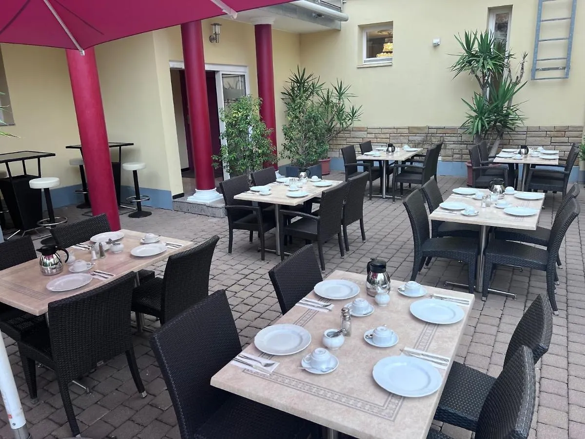 Gaestehaus Kral Erlangen 3*,  Niemcy